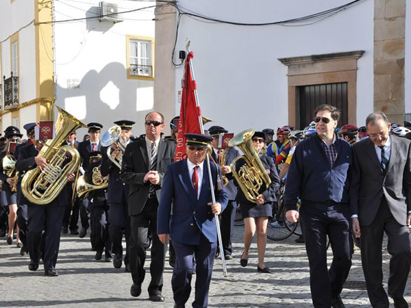 25-abril-1